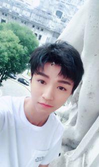 吃瓜娱乐王俊凯,吃瓜娱乐界的青春偶像