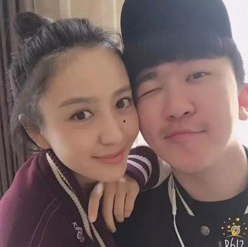 娱乐圈吃瓜闺蜜,揭秘明星间的“吃瓜”友谊