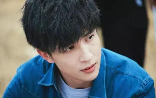 娱乐吃瓜薛之谦微博,娱乐圈幕后故事大揭秘